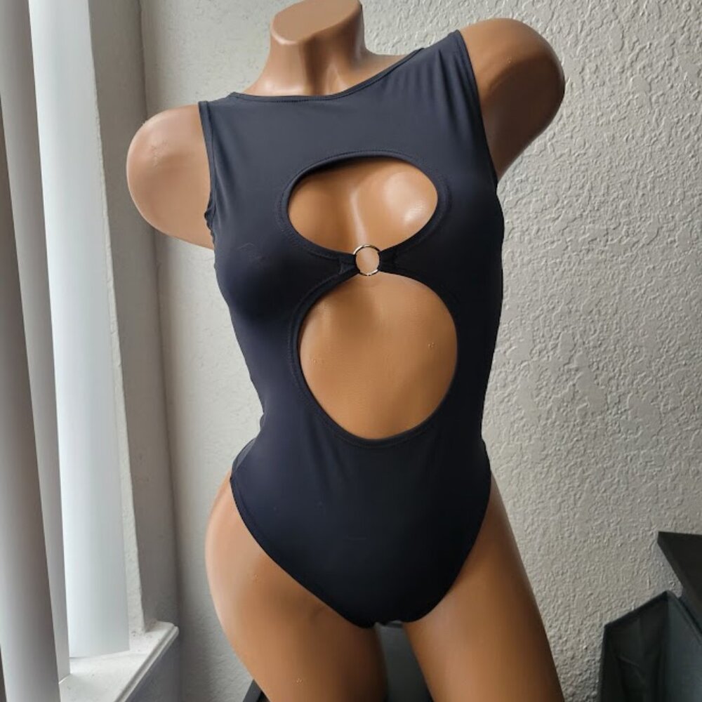*SOLD* Freedom Rave Wear Black Matte Keyhole Bodysuit (EUC, size small)